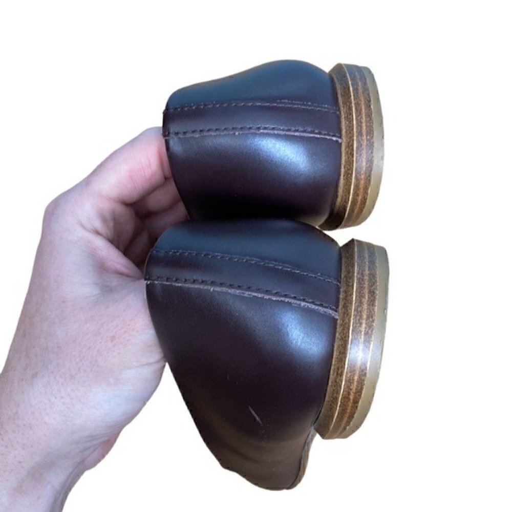 Everlane The Modern Point in Dark Blackish Brown‌‌‌‌‌ - Picture 7 of 10